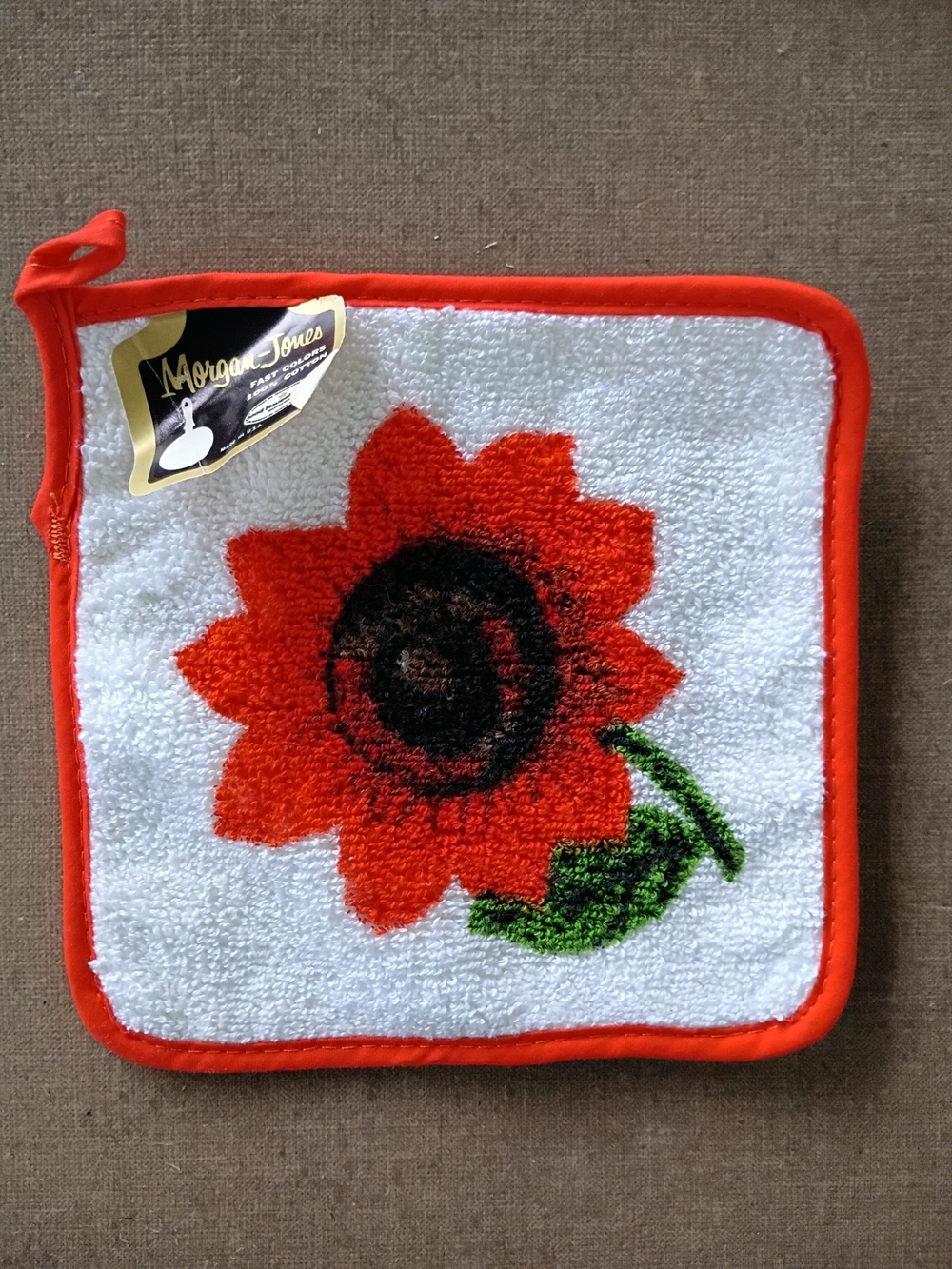 NOS Morgan Jones Poppy Floral 7" Terry Pot Holder